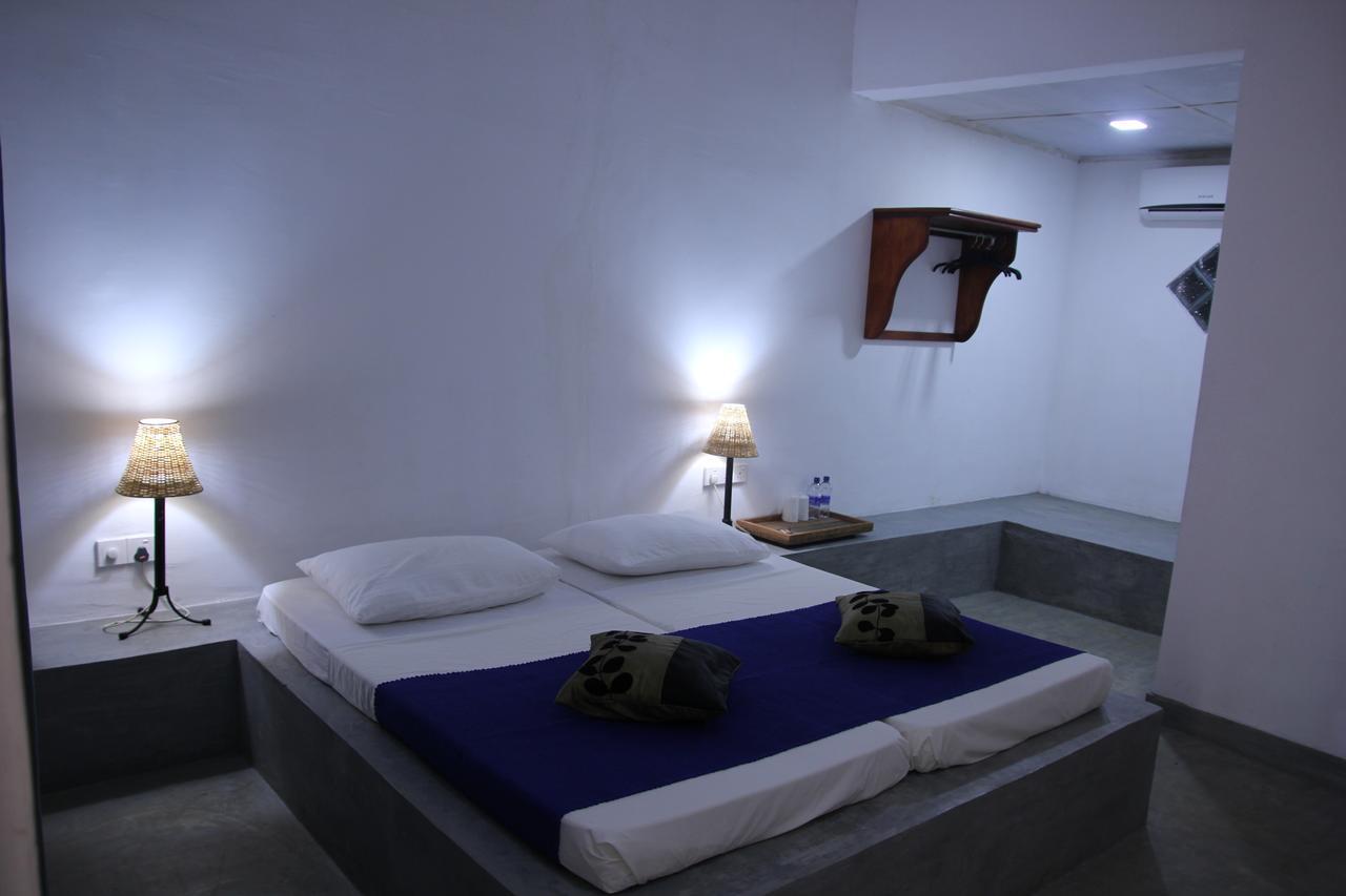 ดัมบูลุย โอยา แฟมิลี พาร์ค Hotel ดัมบูลลา ภายนอก รูปภาพ